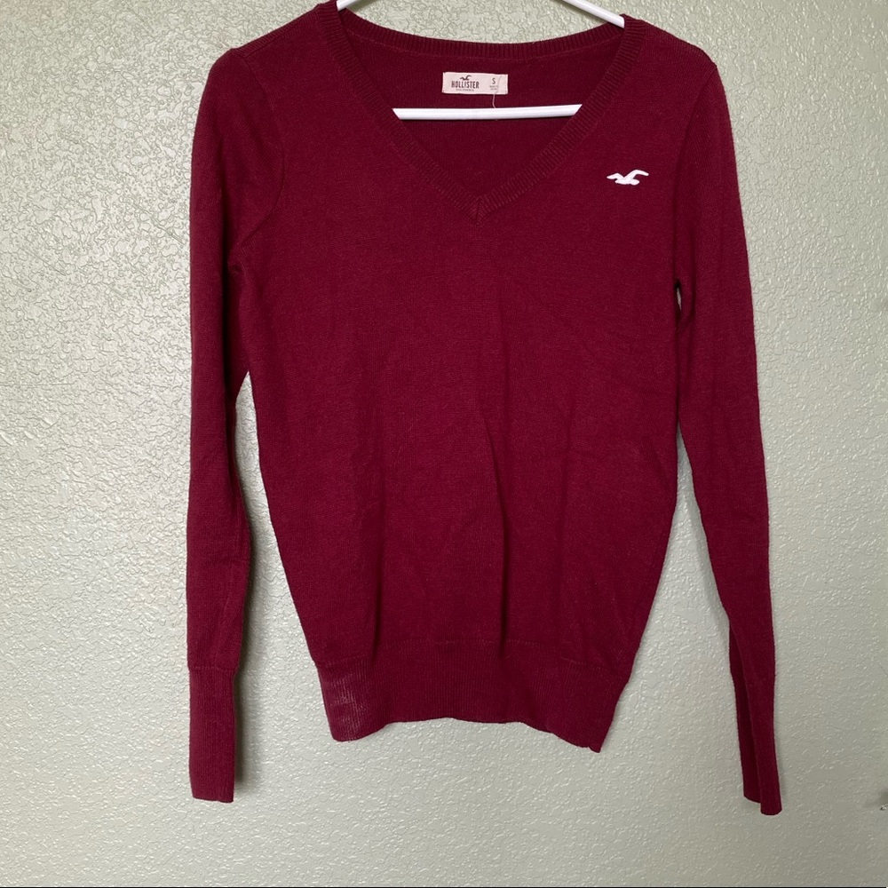 Hollister V-Neck Sweater